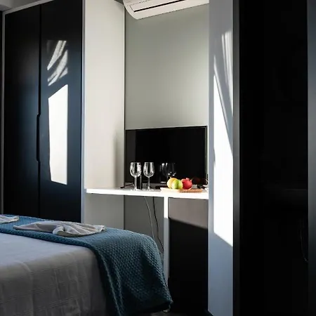 Πανδοχείο Innbllok Premium Τίρανα