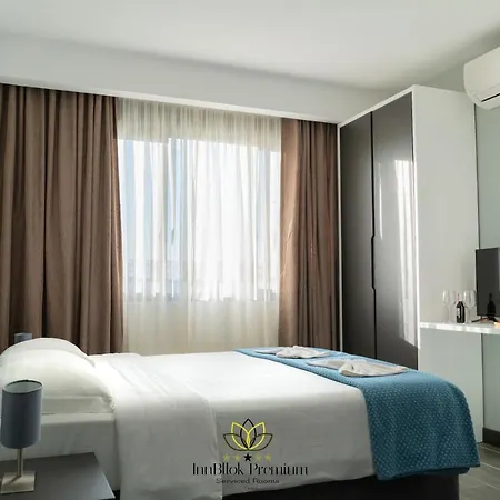 Innbllok Premium * Τίρανα